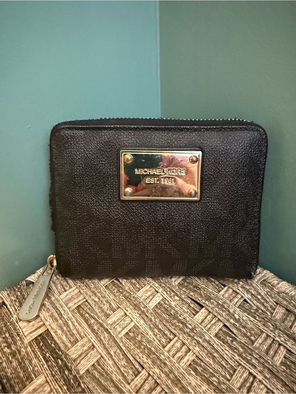 Michael Kors Black Leather Zip Wallet